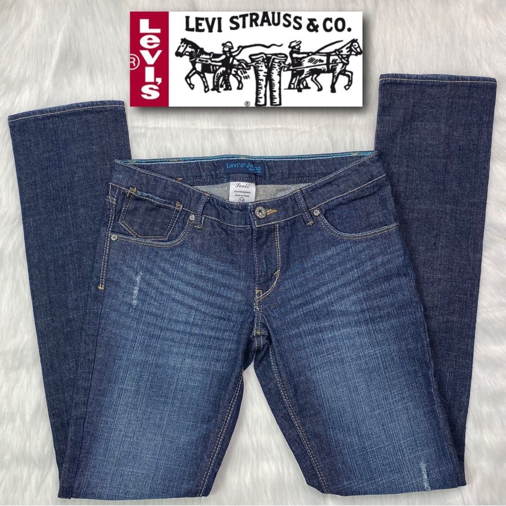 NWOT Levi’s Jeans Skinny Fit
Size 14 Regular - Picture 3 of 8